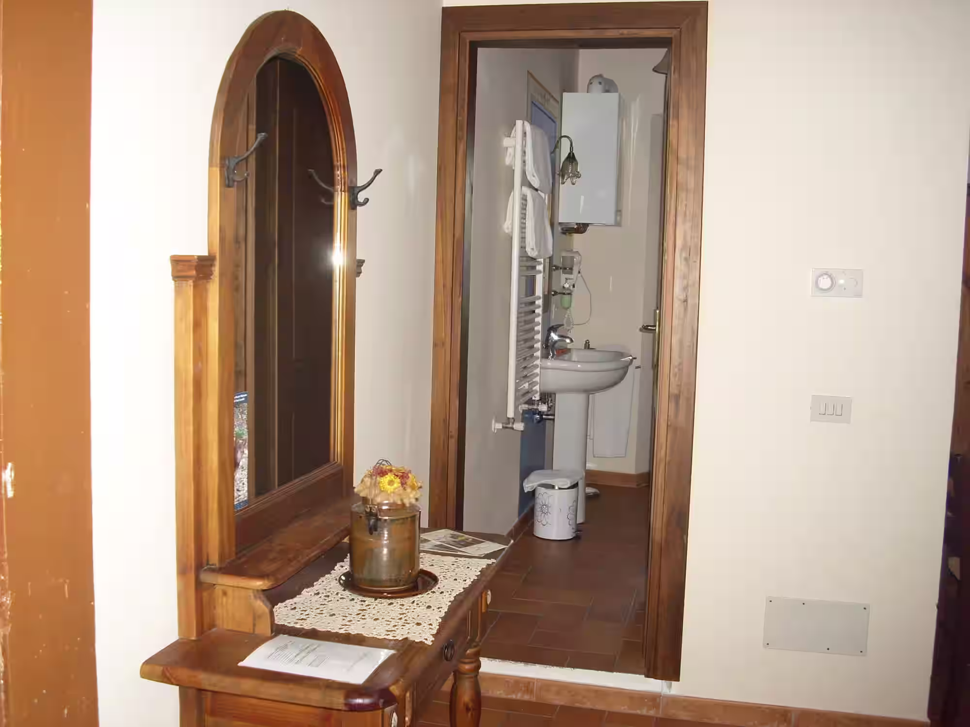 Palazzetto Leonardi - Bed & Breakfast a San Polo dei Cavalieri - Ospitalità, cultura e storia - Camera doppia Palazzetto Leonardi - Bed & Breakfast a San Polo dei Cavalieri - Ospitalità, cultura e storia - Camera doppia